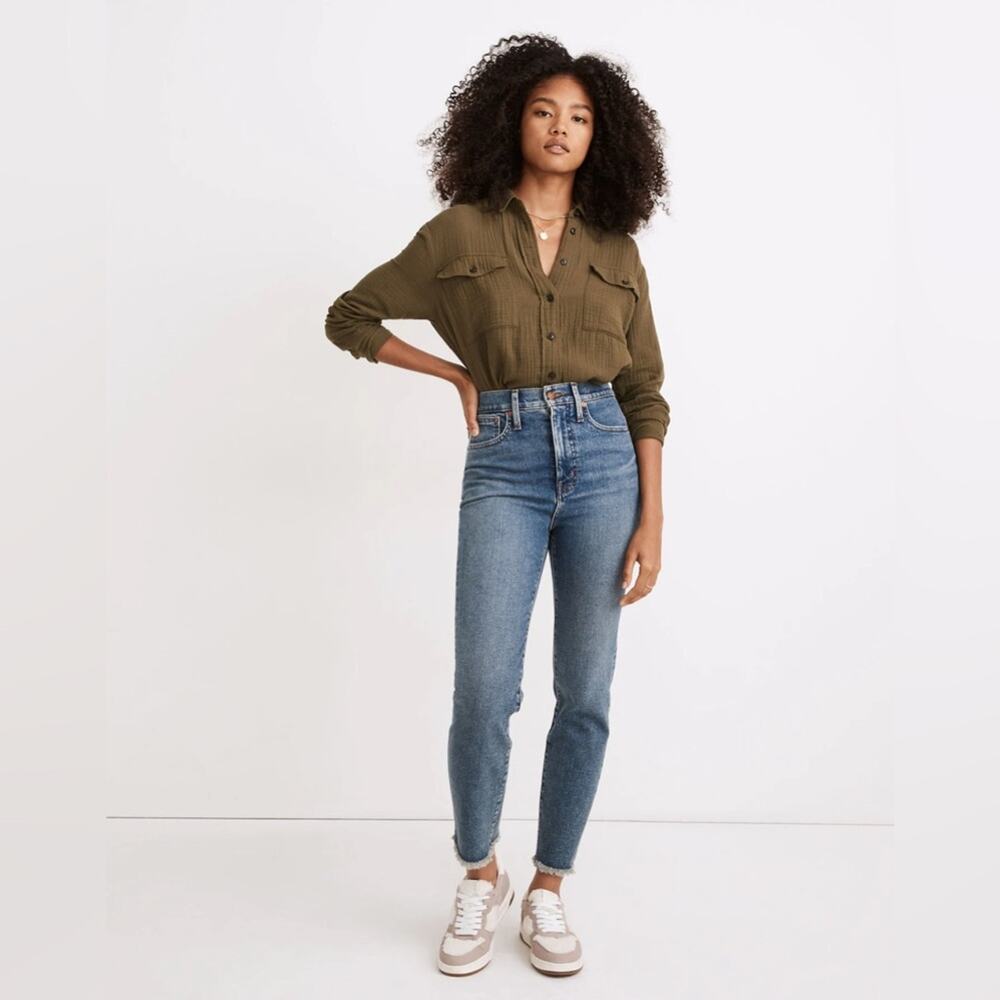 Madewell The Momjean high rise raw frayed hem jeans medium wash denim 23